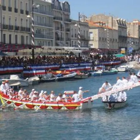 Spacieux T2, Clim, Vue - 5 Pers. - Fr-1-472-223 Sète